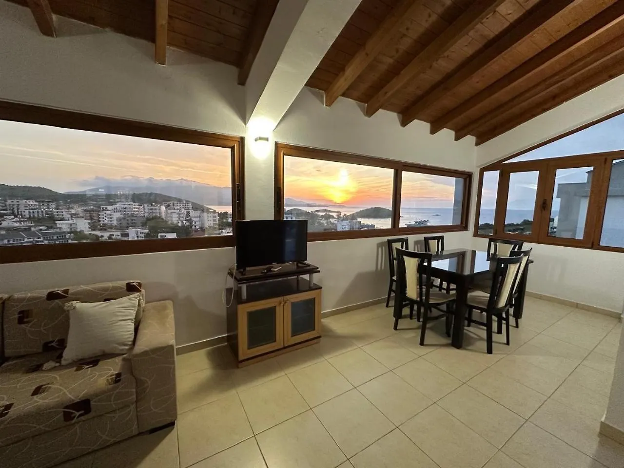Hotel Marku Ksamil 4*,  Albania